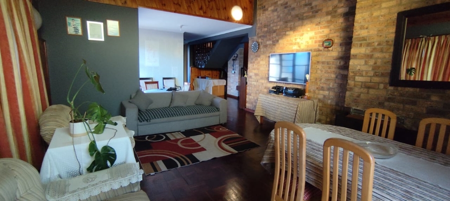 3 Bedroom Property for Sale in Lansdowne Western Cape